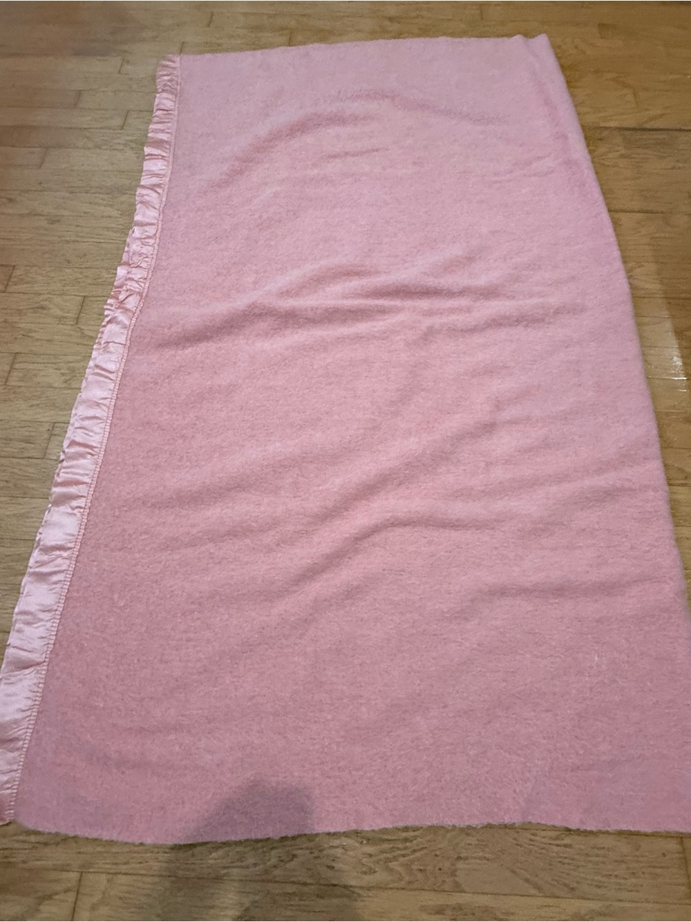 Kenwood Pure Wool Blanket Made In Canada Pink Rose Winter 86” X 74.5” Approx